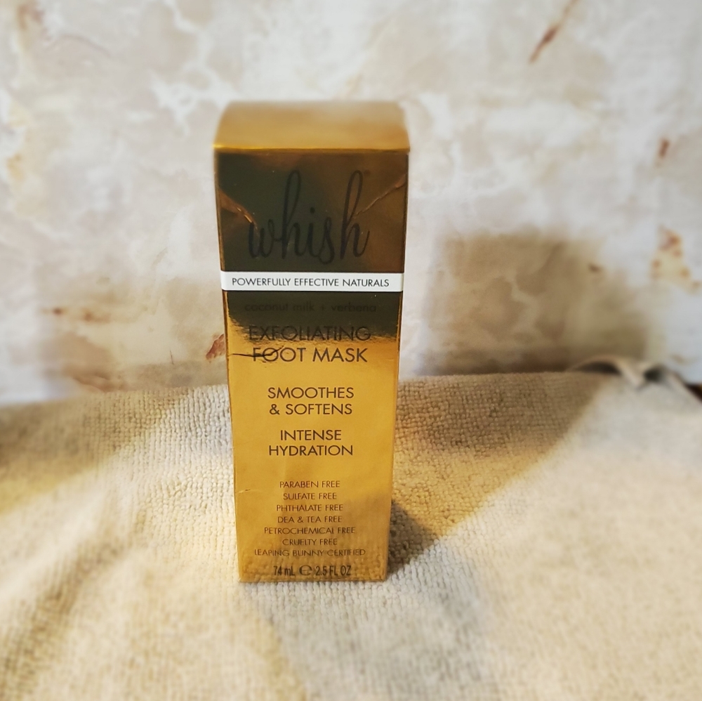 Whish Coconut Milk + Verbena Exfoliating Foot Mask